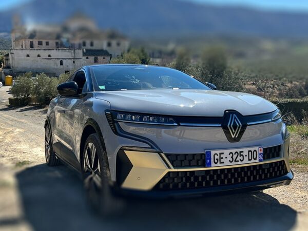 Renault Megane e-Tech – A QUIETLY brilliant, very French EV