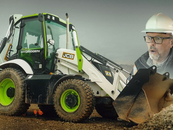 Cleaning up dirty diggers – Is green hydrogen the Solution?