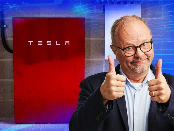 Robert’s Battery, Solar & Charger Set-up – Tesla Powerwall