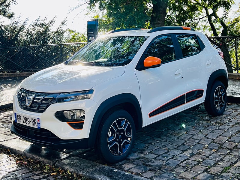 https://fullycharged.show/wp-content/uploads/2023/07/The-ultra-affordable-dacia-spring-is-coming-to-the-uk-min.jpg