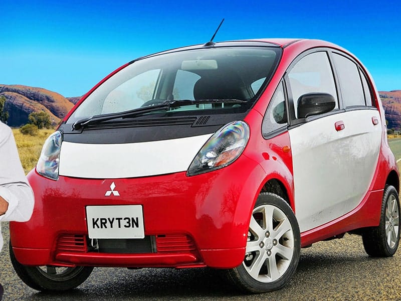 Mitsubishi i-MiEV –Reuniting Robert Llewellyn With His FIRST EV Down Under!