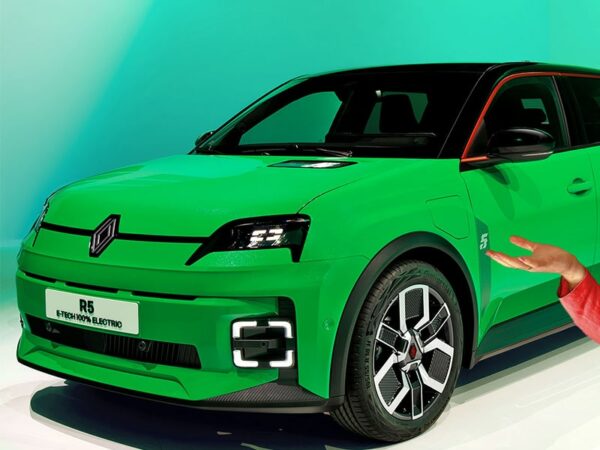 Renault 5 E-Tech – The New King Of CHEAP Electric Cars?