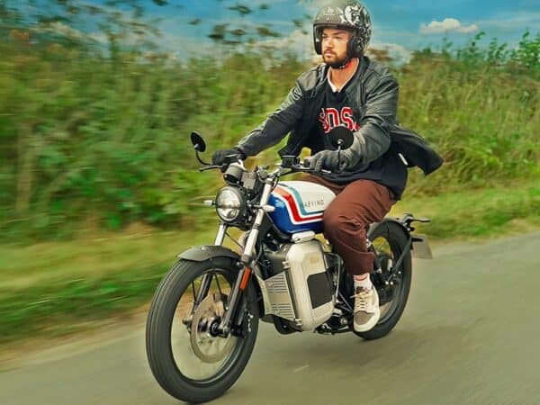 Maeving RM1S – This Small British Bike Could SAVE Motorcycling