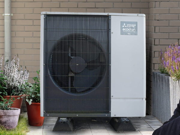 IS BIGGER BETTER? – The Heat Pump Sizing Mistake That Could Be Costing You Money!